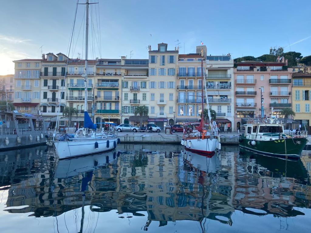 Cannes Old Port, Seafront & Seaview, Yacht Show Port 외부 사진