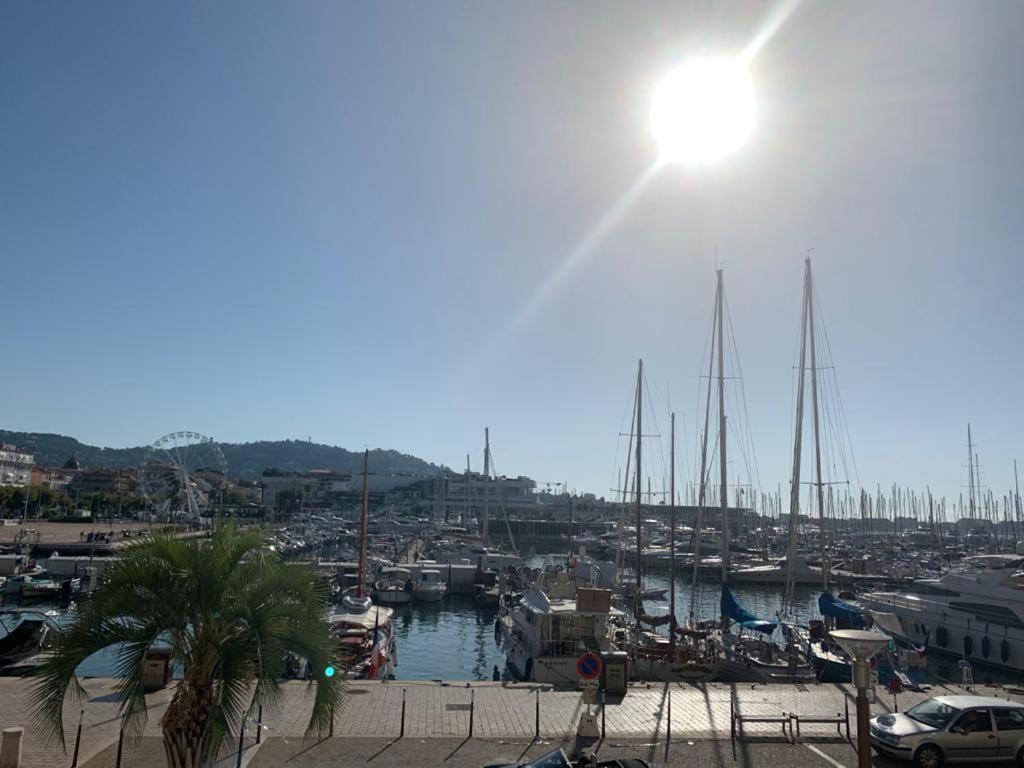 Cannes Old Port, Seafront & Seaview, Yacht Show Port 외부 사진
